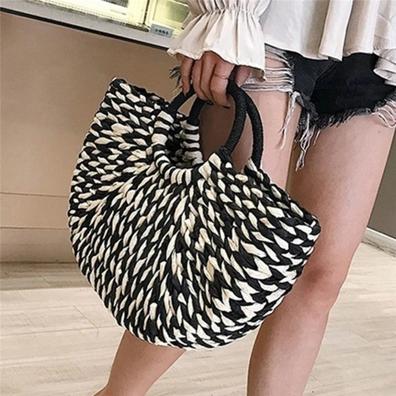 Bolsa Feminina de Tecido Rattan e Vime Natty Gabeiastore.Bolsa Feminina de Tecido Rattan e Vime Natty Gabeiastore.